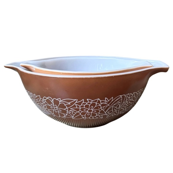 Vintage Pyrex Woodland Nesting Cinderella Bowls 1.5 Q 442 Brown & 750ml 441 Sand - Picture 3 of 12